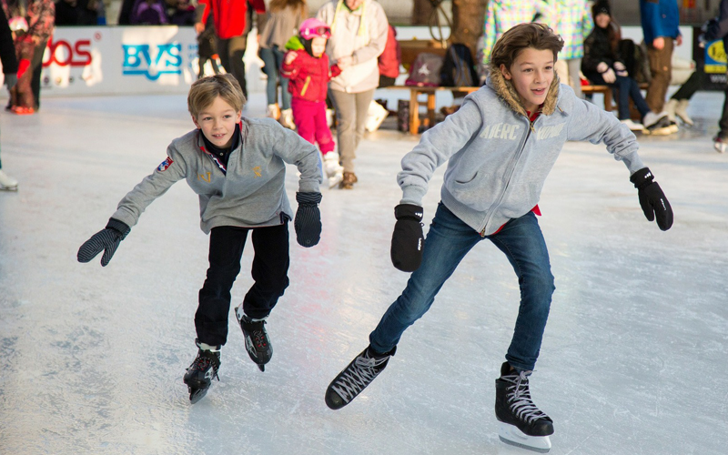 Tips on rental skates and accessories. Invest in your community!